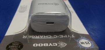 Б/в Зарядний блок Cyboo type-c 25w 01-200904093