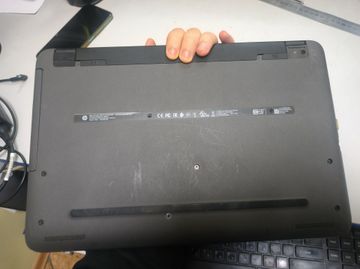 Hp 15/core i3 5005u ddr3/4gb ddr2/hdd *відсутній/ssd 120 gb/*інтегрована