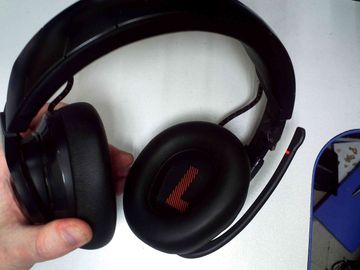 Б/в Навушники Jbl quantum 610 01-200915715
