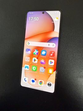 Б/в Мобільний телефон Xiaomi redmi note 13 pro+ 8/256gb 01-200916304