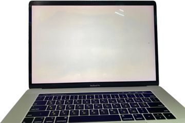 Б/у Ноутбук Apple macbook pro a1990 екр 15.4"/ core i7 2,6ghz/ ram16gb/ ssd512gb/ graphics 630 01-200922531