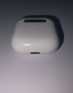 Б/в Навушники Apple airpods 4 with active noise cancellation 01-200924395