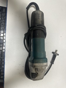 Б/в Кутова шліфмашина Makita 9565cvr 01-200924730