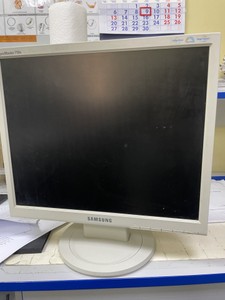 Б/в Монітор Samsung 710n 01-200929753