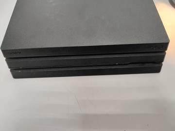 Б/в Ігрова приставка Sony playstation 4 pro 01-200937374