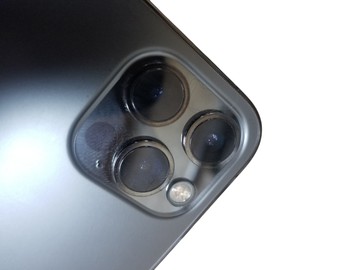 Б/в Мобільний телефон Apple iphone 12 pro 256gb 01-200927056