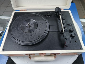 Б/в Програвач вінілових платівок Crosley cr8005d-wh 01-200972065