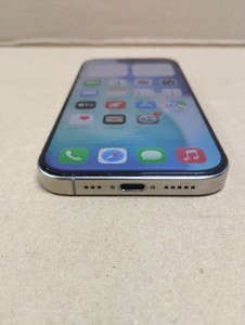 Б/в Мобільний телефон Apple iphone 16 pro 128gb 01-200977579