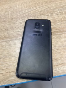 Б/в Мобільний телефон Samsung sm-a600fn galaxy a6 duos 01-200989774