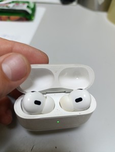 Б/в Навушники Apple airpods pro 2nd generation magsafe 01-200998834