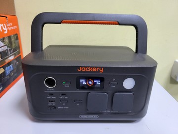 Б/в Зарядна станція Jackery explorer 500 v2 01-201012309