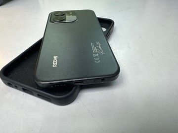 Б/в Мобільний телефон Xiaomi redmi 15c 4g 4/128gb 01-201031185