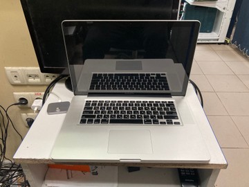Б/в Ноутбук Apple a1286 15.4 core i5 2.53ghz/ram6gb/500gb/gf 330m 256mb 01-201032020
