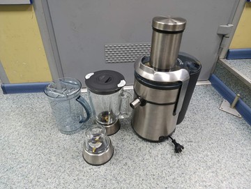 Б/у Соковыжималка Gastroback design multi juicer digital pro 40153 01-201056043