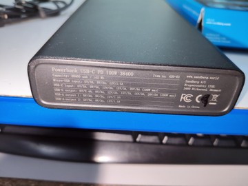 Б/в Повербанк Sandberg 38400 mah 01-201096119