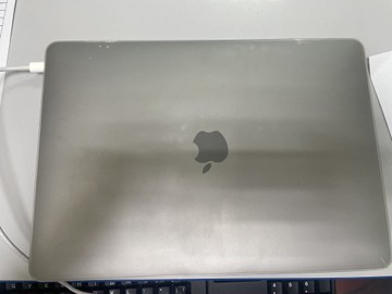 Б/в Ноутбук Apple makbook air 13,3"/apple m1/ram8gb/ssd256gb/7core gpu 01-201120352