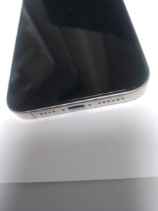 Б/в Мобільний телефон Apple iphone 16 pro max 256gb 01-201118732