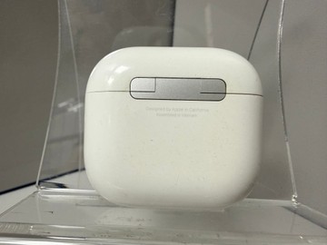 Б/в Навушники Apple airpods 4 01-201126278