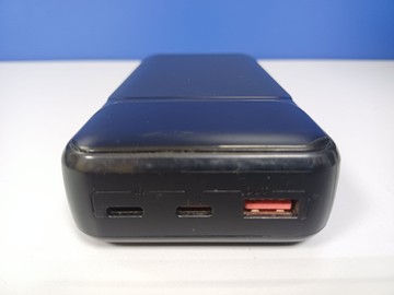 Б/в Повербанк Yoki maxcap 22,5w 20000 mah black (yk-pmc2021) black 01-201154439