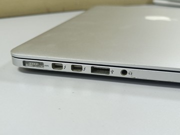 Б/в Ноутбук Apple macbook pro a1398 15,4" core i7 2,8ghz/ram16gb/ssd512gb/intel iris pro 01-201154926