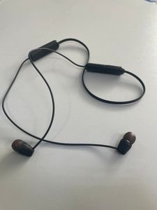 01-200623036: Sony wi-c200