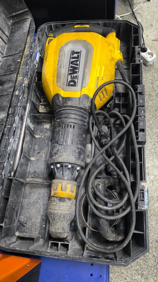 Dewalt d25911k