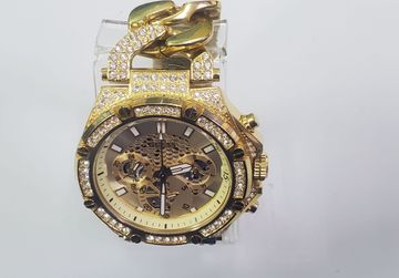 01-200739502: Guess gw0517g2