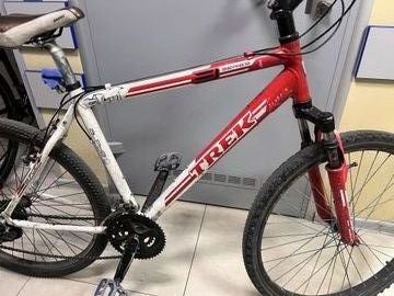 01-200754961: Trek series