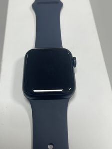 01-200587098: Apple watch se 2 gps 40mm aluminum case with sport