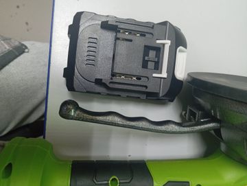 Б/в Віброприсоска Procraft ptm20 1акб зп 01-200795353