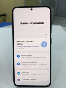 Б/у Мобильний телефон Samsung galaxy s23 8/128gb 01-200764129