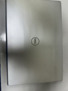 Б/у Ноутбук Dell dell inspiron 3420 14 snapdragon 8cx 3.15 ггц / ram 8 гб / lpddr4x / ssd 256 гб 01-200829276