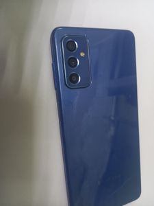 Б/в Мобільний телефон Samsung galaxy m52 m526b/ds 6/128gb 01-200835596