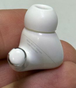 Б/в Навушники Apple airpods pro 2nd generation with magsafe charging case usb-c 01-200858739