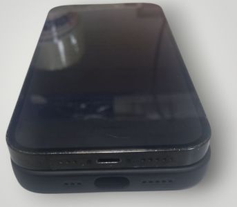 Б/в Мобільний телефон Apple iphone 14 pro 256gb 01-200848519