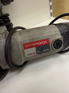 Б/в Кутова шліфмашина Интерскол ушм-180/1800 01-200875214