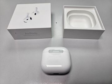 Б/у Наушники Apple airpods 4 with active noise cancellation 01-200873694
