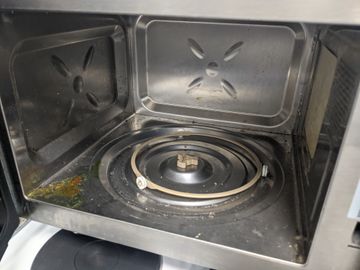 Б/в Мікрохвильова піч Pyramida pmwo 20 bl 01-200817801