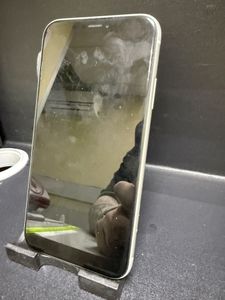 Б/в Мобільний телефон Apple iphone xr 64gb 01-200885805