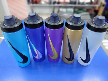 Б/в Спортивна пляшка Nike 24 oz 01-200861011
