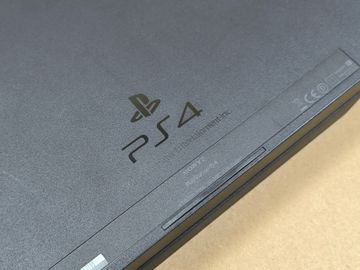 Б/у Игровая приставка Sony playstation 4 500gb 01-200888113
