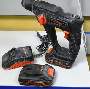 Б/у Перфоратор Dnipro-M dhr-200 2акб 2ah зп 01-200887649