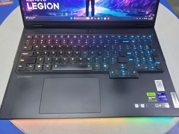 Б/в Ноутбук Lenovo 16/core i9-14900hx ddr5/16gb ddr5/ssd 1000 gb/geforce rtx4090 16gb 01-200892266