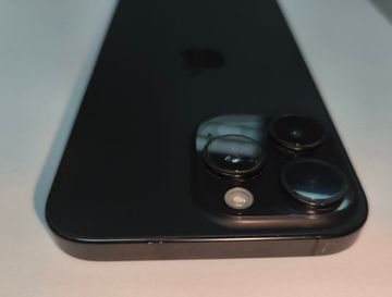 Б/в Мобільний телефон Apple iphone 16 pro max 256gb 01-200899076