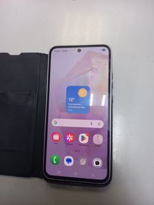 Б/в Мобільний телефон Samsung galaxy a35 5g 8/256gb 01-200902912