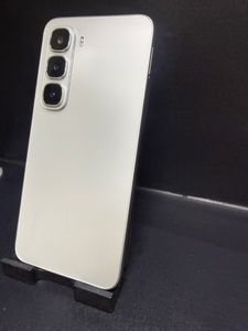 Б/в Мобільний телефон Infinix hot 60i 4/128gb 01-200908248