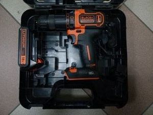 Б/в Шурупокрут Black&Decker bdchd18 1акб зп 01-200924772