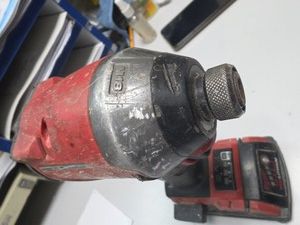 Б/в Набір інструментів Milwaukee m12 fuel 2504-20 + impact driver 2553-20 + 1 акб 4ah +1 акб 2ah + зп 01-200932051