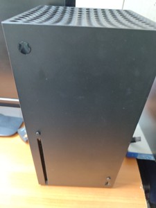 Б/в Ігрова приставка Microsoft xbox series x 1tb 01-200938751