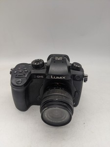 Б/в Фотоапарат Panasonic lumix dc-gh5 01-200915317